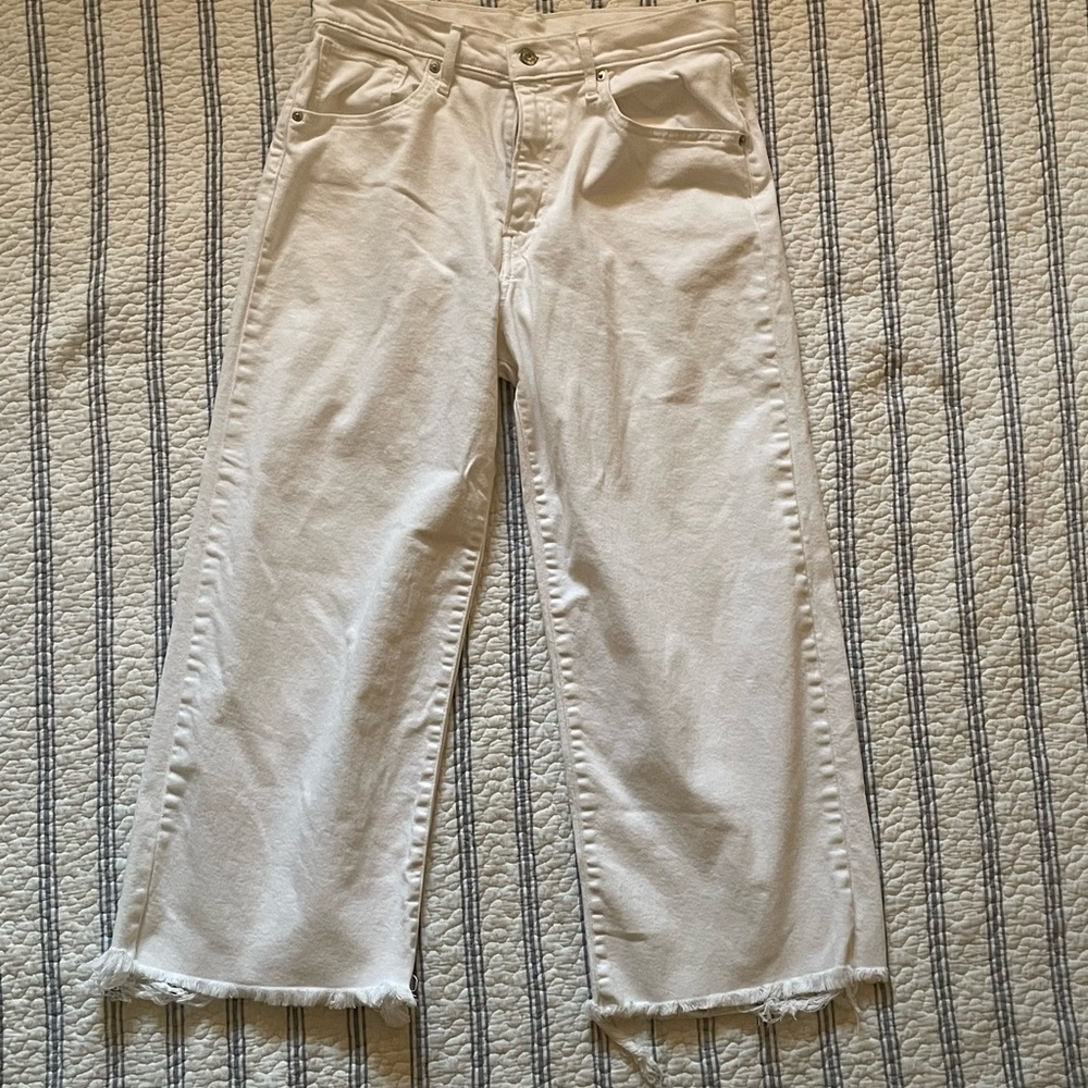 Levi mid calf white jeans